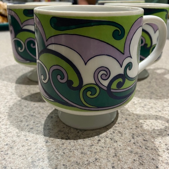 Holt Howard Other - Vintage MC Holt Howard Pedestal Coffee Cups 1968